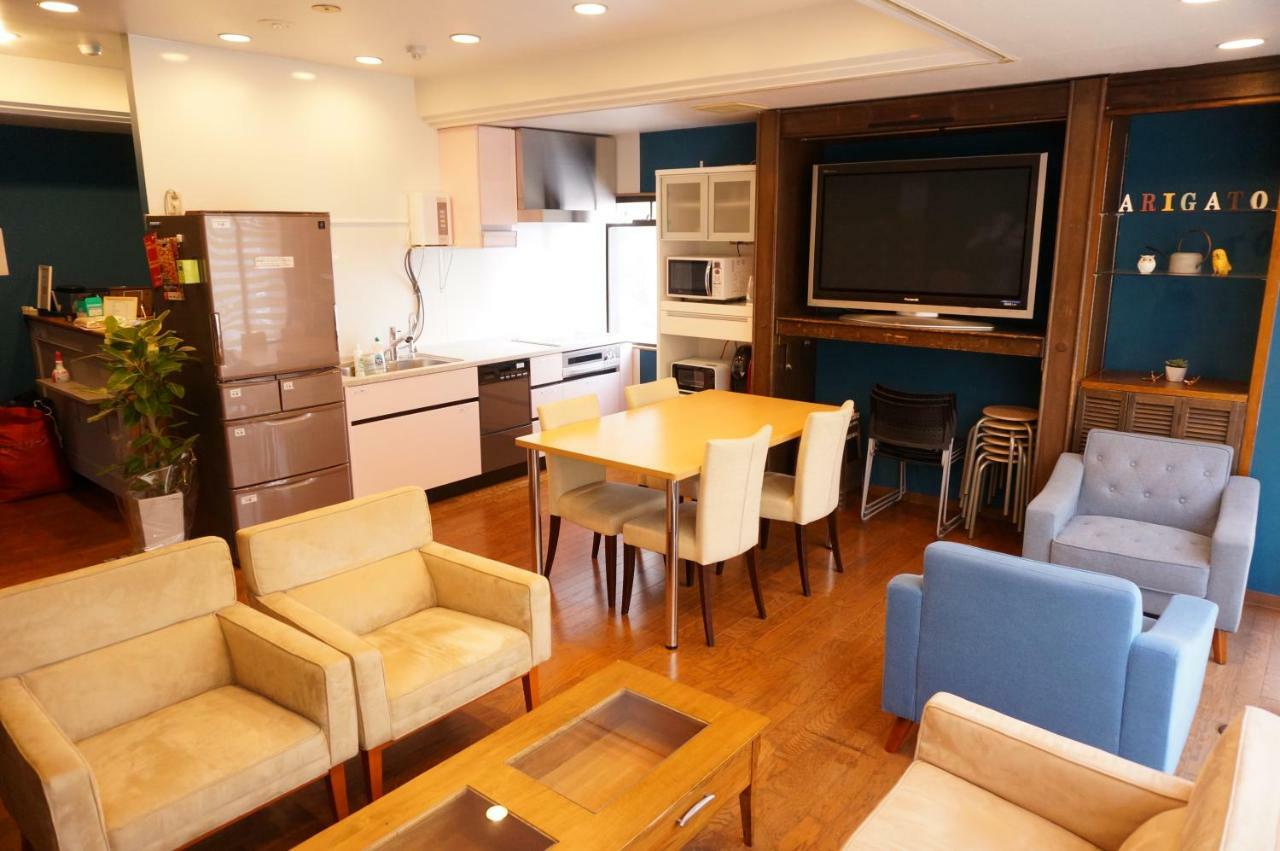 Guesthouse Arigato Hiroshima Exterior foto